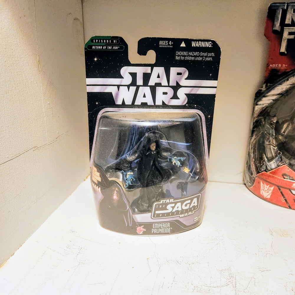Star Wars Emperor Palpatine - The Saga Collection - New in Package!
